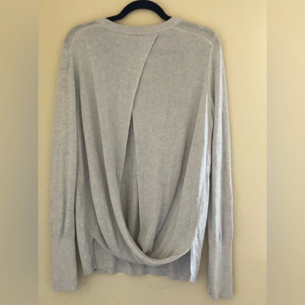 Lululemon crew neck sweater - Picture 6 of 9